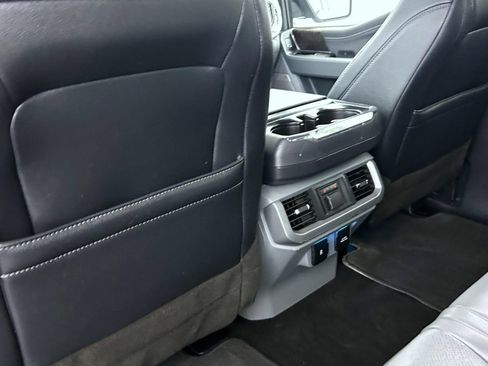 Used 2022 Ford F150 Lariat w/ Equipment Group 502A High AWD/4WD image 21