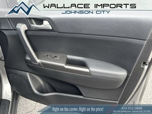 Used 2019 Kia Sportage LX AWD/4WD image 33