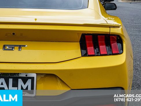 Used 2024 Ford Mustang GT RWD image 13
