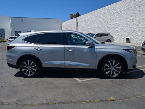 Used 2026 Acura MDX SH-AWD w/ Technology Package image 4
