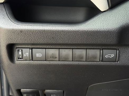 Used 2025 Toyota RAV4 XLE w/ Convenience Package image 26