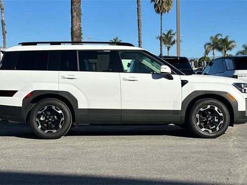 Used 2025 Hyundai Santa Fe SEL image 3