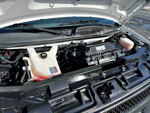 Used 2021 Chevrolet Express 2500 w/ Driver Convenience Package image 33