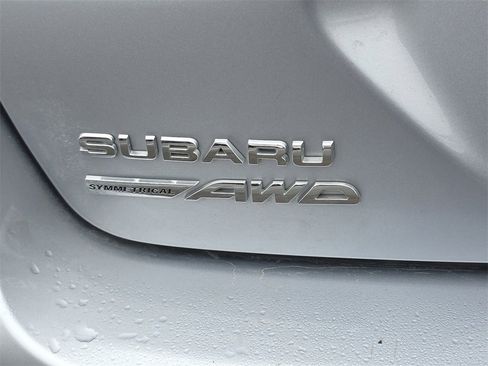 Used 2024 Subaru Crosstrek 2.0i Premium image 12