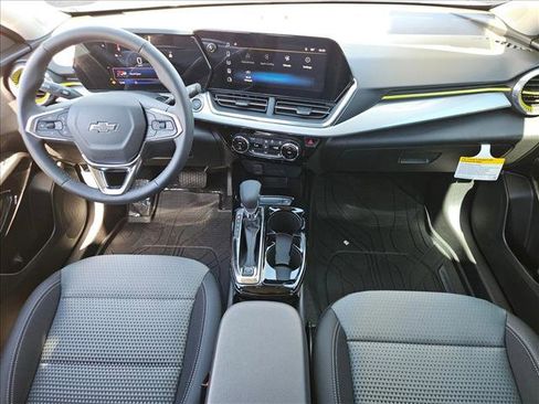 New 2026 Chevrolet Trax LT w/ Midnight Edition image 15