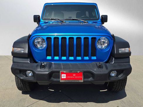 Used 2022 Jeep Wrangler Unlimited Sport AWD/4WD image 8