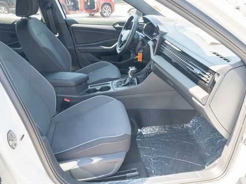 New 2025 Volkswagen Jetta Sport image 37