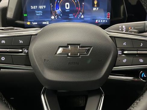 New 2026 Chevrolet Equinox LT w/ Convenience Package II AWD/4WD image 15