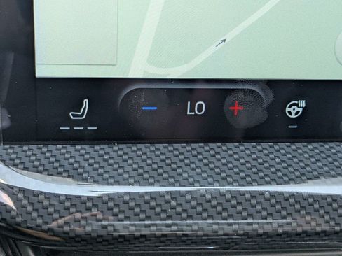 Used 2025 Ford Escape ST-Line w/ Tech Pack #1 FWD image 25