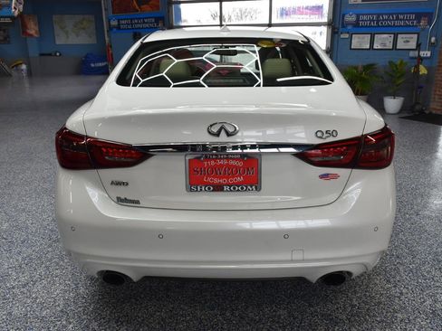 Used 2019 INFINITI Q50 Luxe w/ Essential Package (3.0T Luxe) image 6