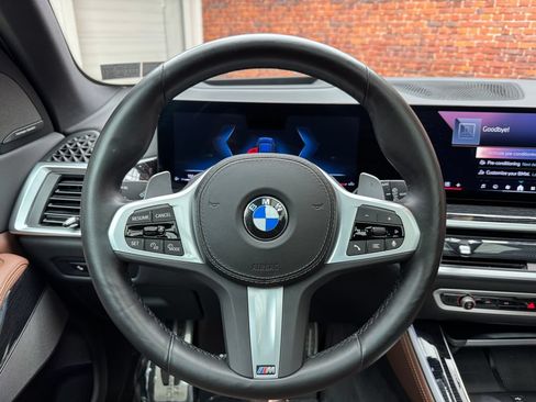 Certified 2024 BMW X5 xDrive40i w/ M Sport Package AWD/4WD image 13