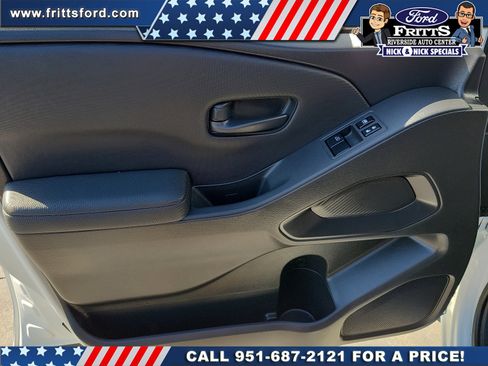 Used 2024 Nissan Frontier S AWD/4WD image 12