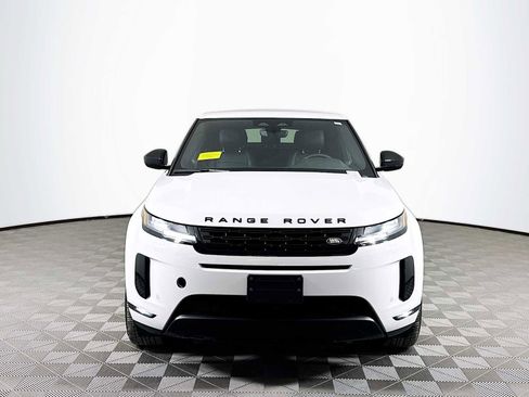 Used 2025 Land Rover Range Rover Evoque S image 2