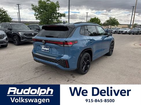 New 2026 Volkswagen Tiguan SE R-Line FWD image 5