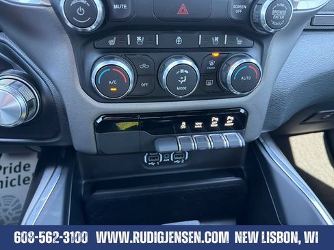 Used 2022 RAM 1500 Laramie w/ Sport Appearance Package AWD/4WD image 17