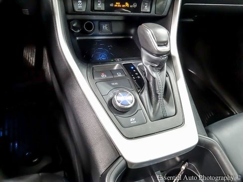 Used 2023 Toyota RAV4 XSE image 19