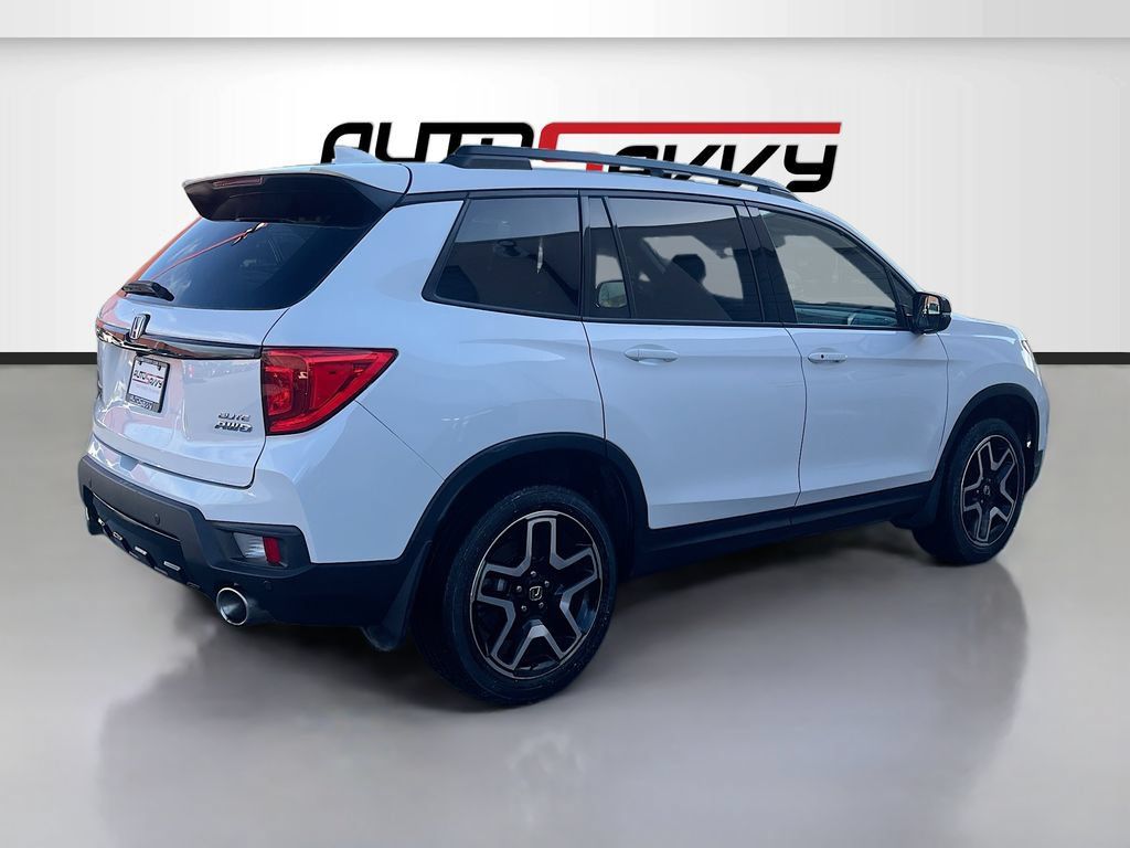 Used 2023 Honda Passport Elite image 7