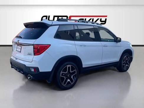 Used 2023 Honda Passport Elite image 7
