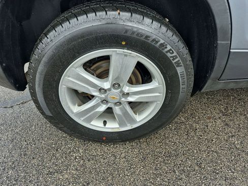 Used 2019 Chevrolet Trax LT w/ LT Convenience Package image 17