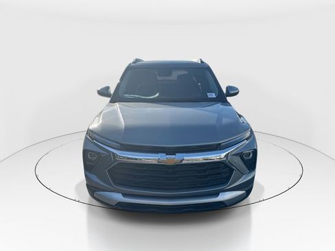 New 2026 Chevrolet TrailBlazer LT w/ LT Cold Weather Package FWD image 3