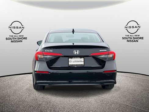 Used 2024 Honda Civic Touring image 7