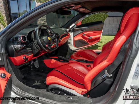 Used 2020 Ferrari F8 Tributo RWD image 17