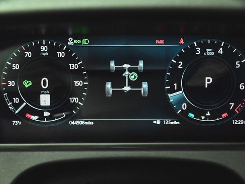 Used 2023 Land Rover Range Rover Velar R-Dynamic S AWD/4WD image 16