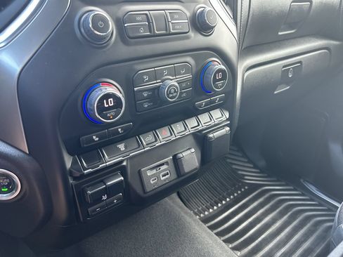Used 2022 Chevrolet Silverado 2500 LT w/ Convenience Package AWD/4WD image 29