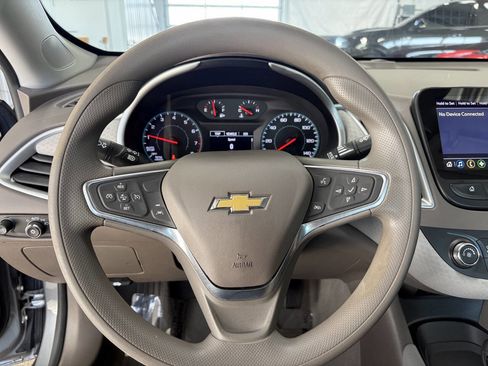 Used 2023 Chevrolet Malibu LS image 16