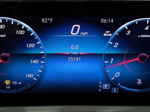 Used 2023 Mercedes-Benz CLA 250 image 11