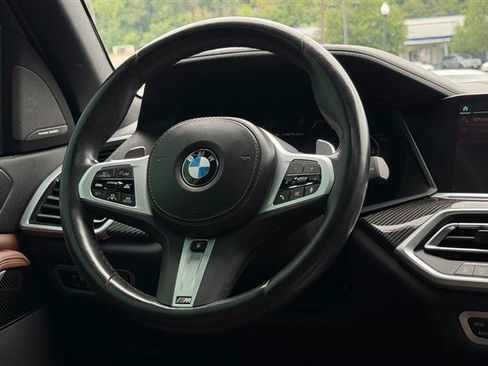 Used 2022 BMW X5 M50i AWD/4WD image 32