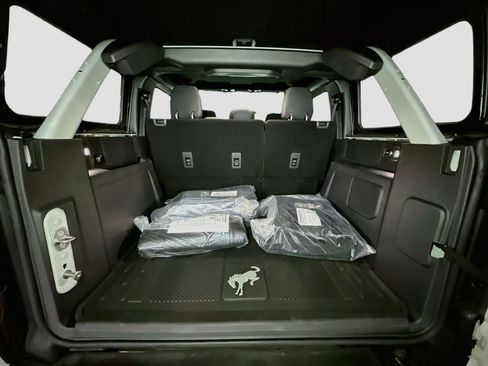New 2026 Ford Bronco 4-Door AWD/4WD image 33