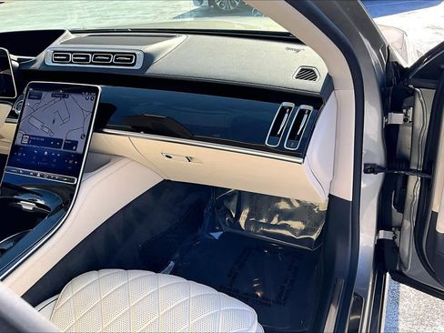 Used 2022 Mercedes-Benz S 580 S 580 image 19
