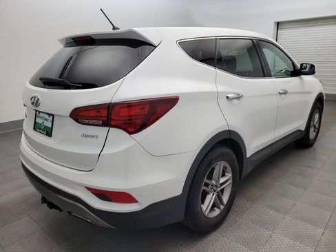 Used 2018 Hyundai Santa Fe Sport FWD image 9