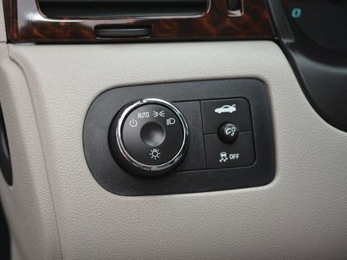 Used 2014 Chevrolet Impala Limited LS image 19