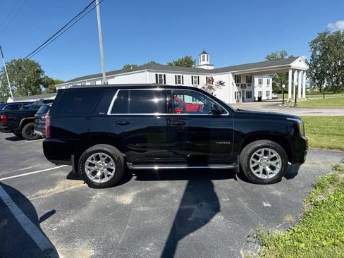 Used 2020 GMC Yukon SLT w/ HD Trailering Package AWD/4WD image 3