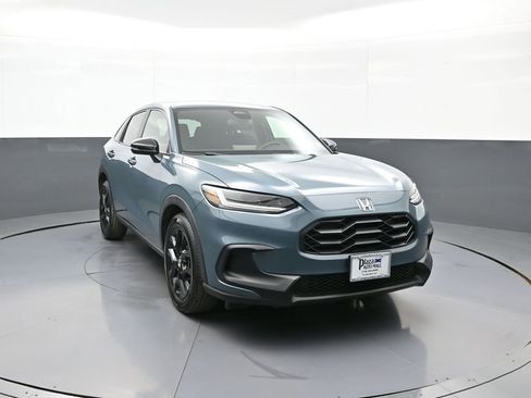 Certified 2024 Honda HR-V Sport image 3