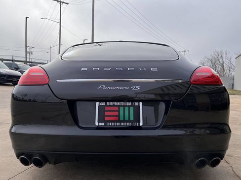 Used 2012 Porsche Panamera 4S image 4