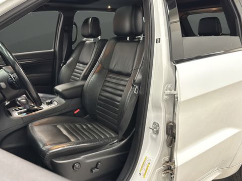 Used 2020 Jeep Grand Cherokee Limited X AWD/4WD image 9