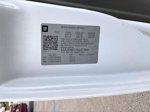 Used 2019 Chevrolet Express 3500 LS image 22