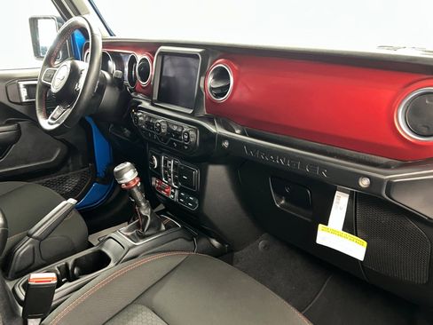 Used 2022 Jeep Wrangler Unlimited Rubicon w/ LED Lighting Group image 25