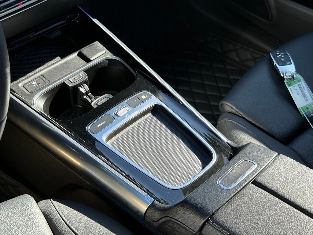 Used 2025 Mercedes-Benz GLA 250 image 33