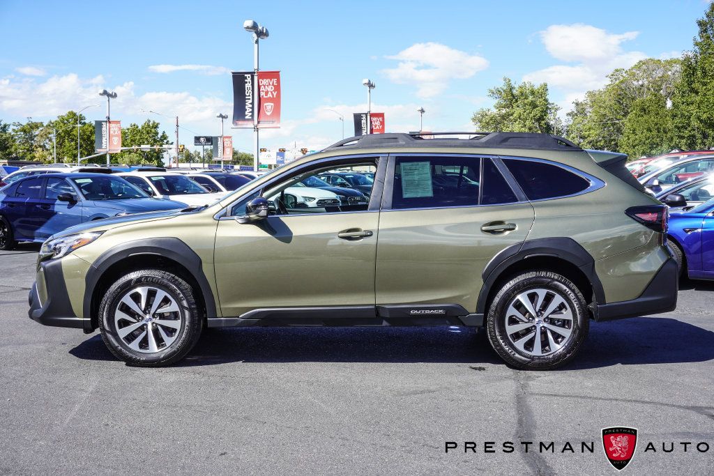Used 2025 Subaru Outback Premium w/ Popular Package #1 AWD/4WD image 18