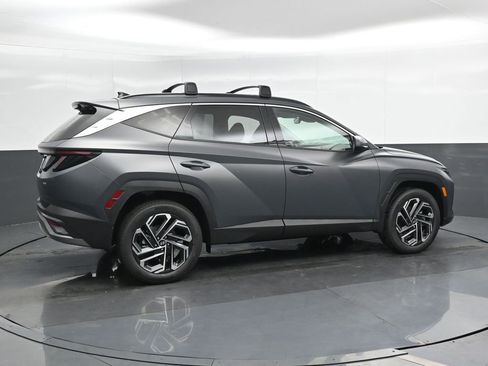 New 2025 Hyundai Tucson Limited image 3