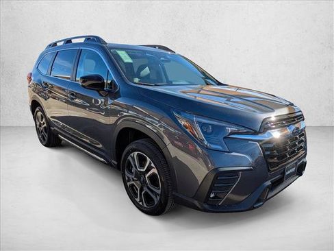 New 2026 Subaru Ascent Limited image 3