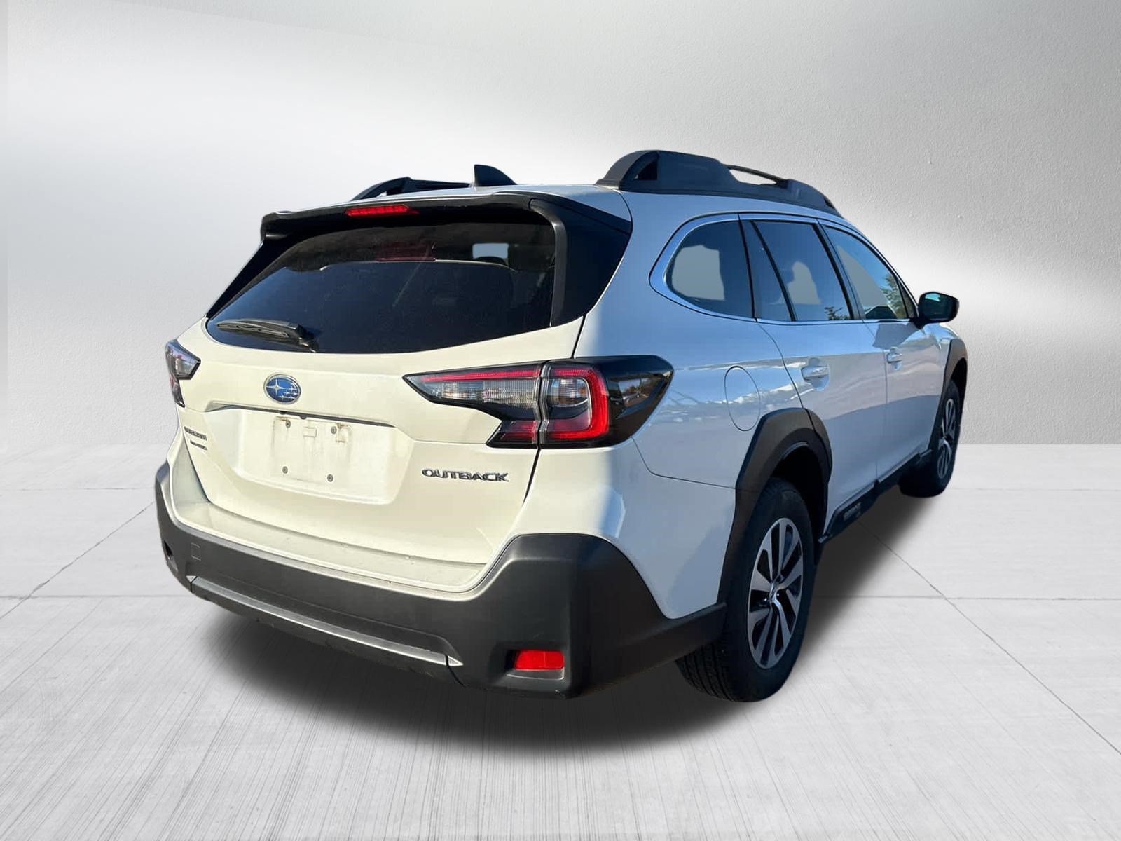 Used 2024 Subaru Outback Premium AWD/4WD image 12