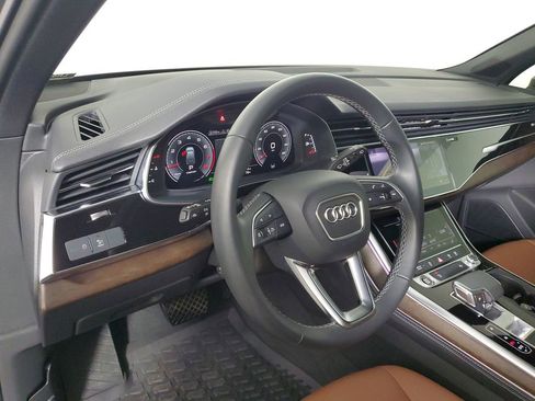Used 2025 Audi Q7 3.0T Premium Plus w/ Premium Plus Package AWD/4WD image 23