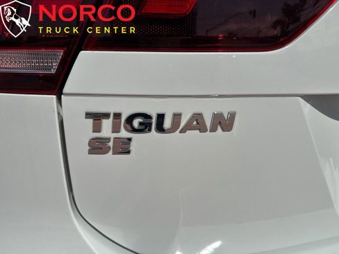 Used 2018 Volkswagen Tiguan SE image 13