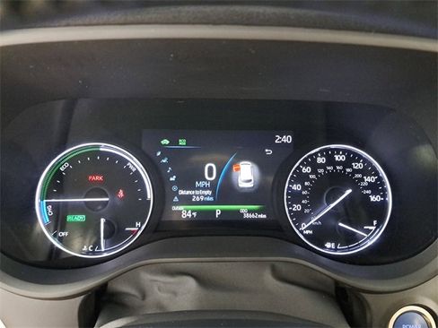 Used 2022 Toyota Sienna Limited image 27