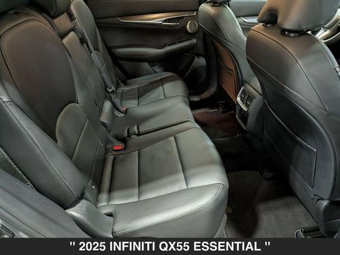 Used 2025 INFINITI QX55 Essential w/ Accent Package AWD/4WD image 30